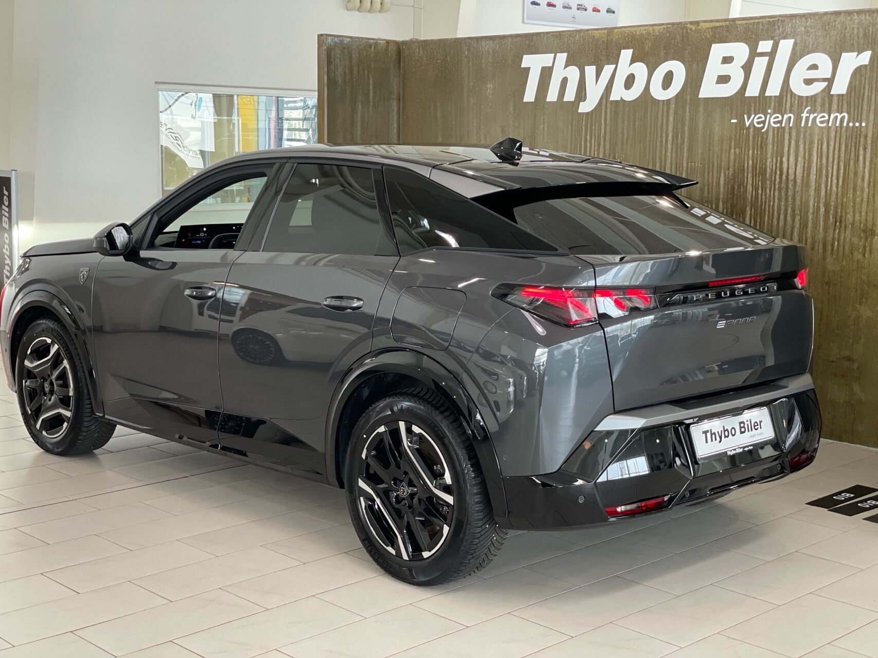 Billede af Peugeot e-3008 EL GT Pack 210HK 5d Aut.