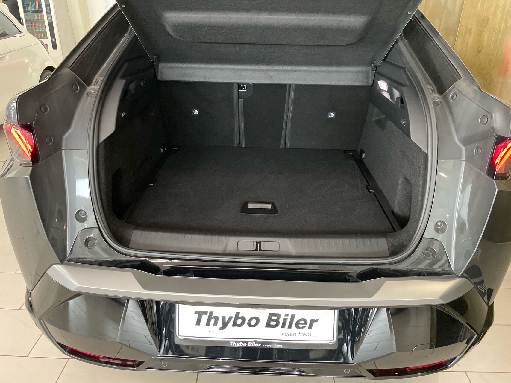 Billede af Peugeot e-3008 EL GT Pack 210HK 5d Aut.