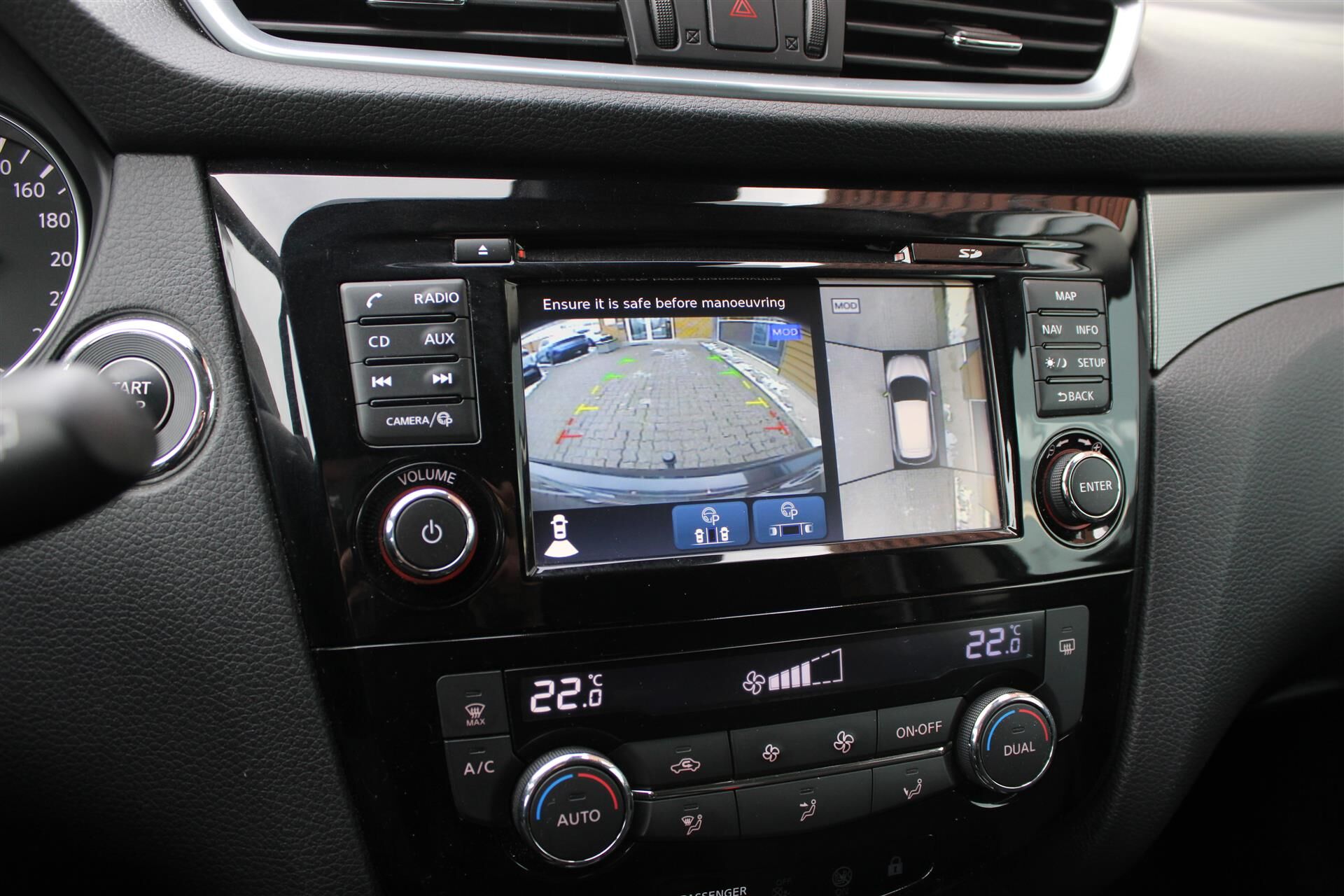 Billede af Nissan Qashqai 1,2 Dig-T N-Connecta 115HK 5d 6g