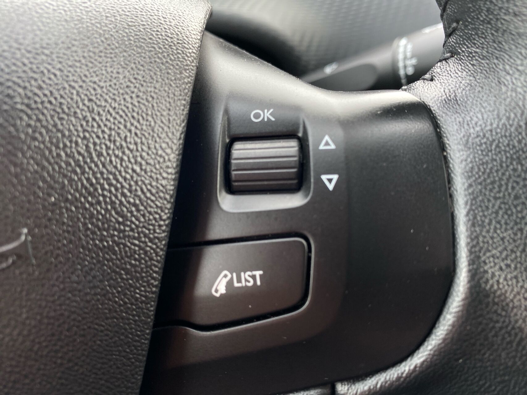 Billede af Peugeot 2008 1,2 VTi Active 82HK