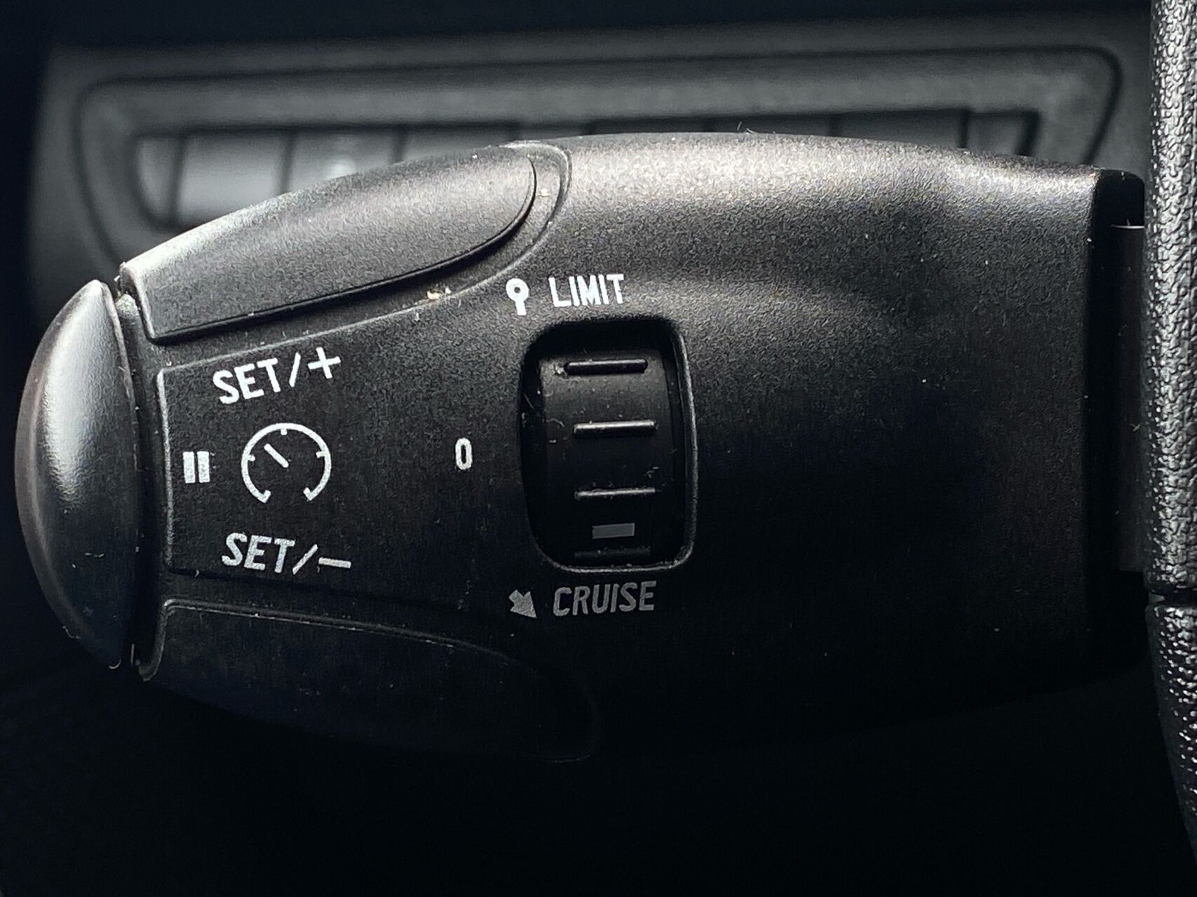 Billede af Peugeot 2008 1,2 VTi Active 82HK