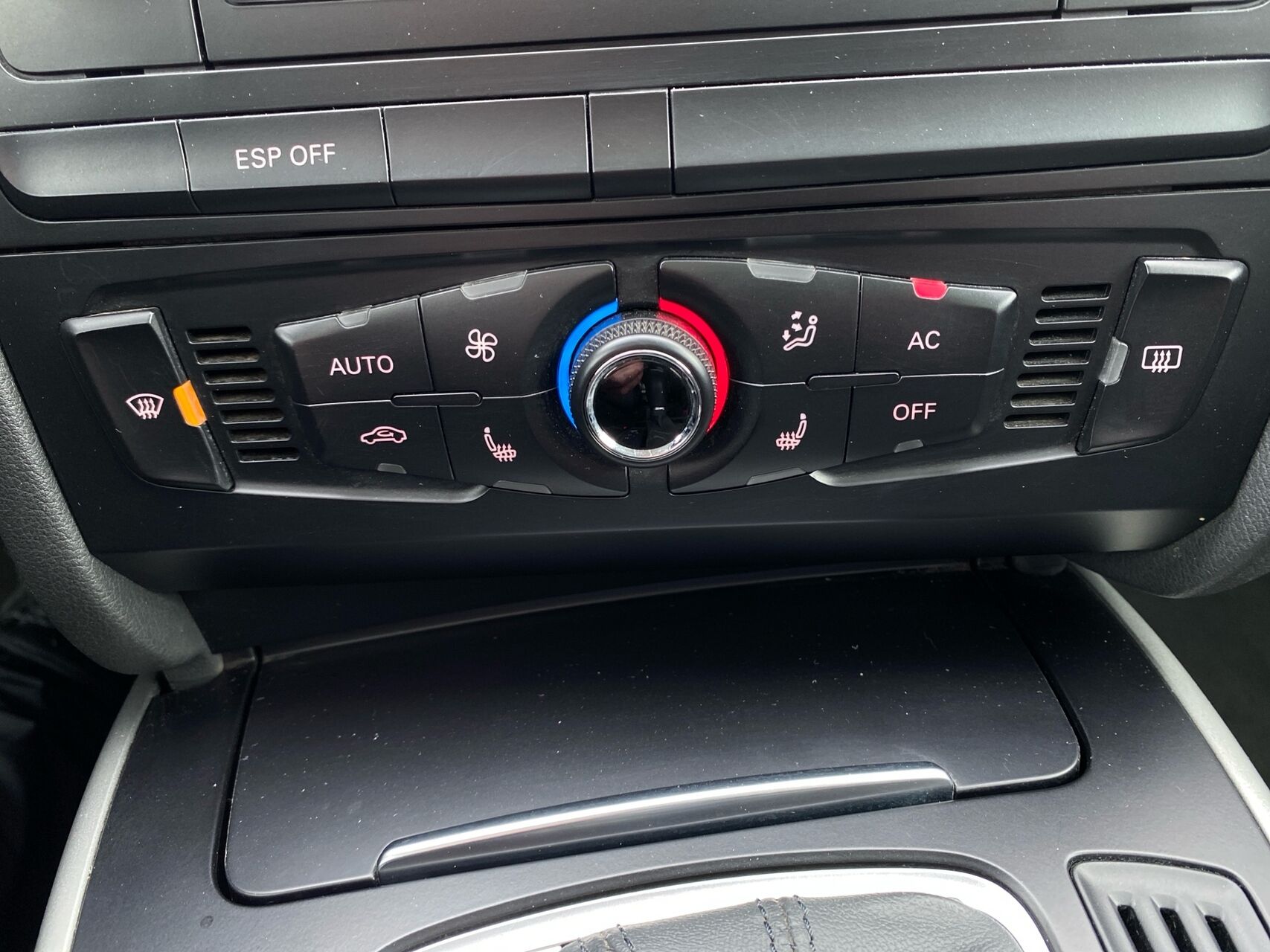 Billede af Audi A4 2,0 TFSI Quattro S Tron 210HK 6g Aut.