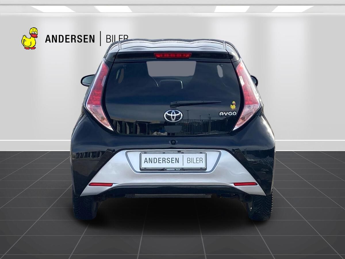 Billede af Toyota Aygo 1,0 VVT-I X-Black II 69HK 5d