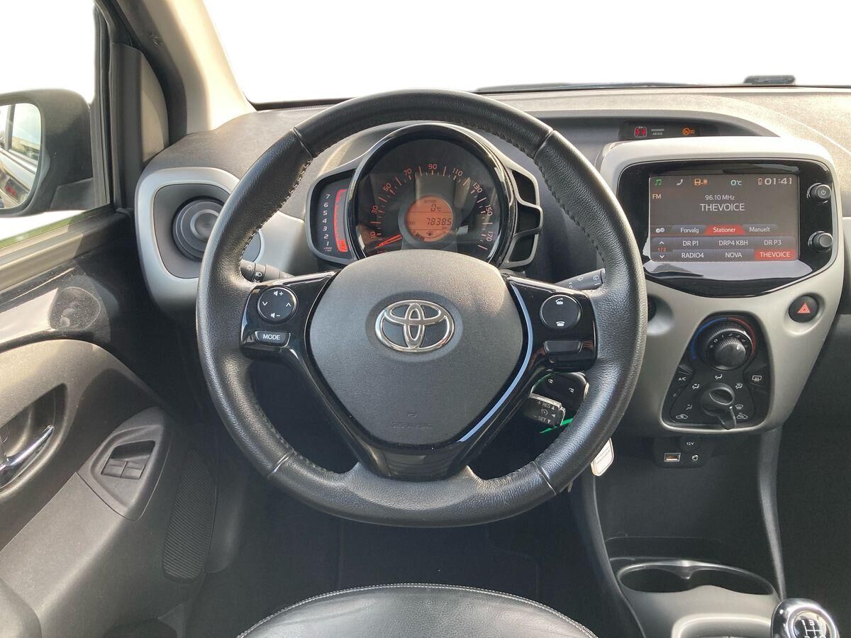 Billede af Toyota Aygo 1,0 VVT-I X-Black II 69HK 5d