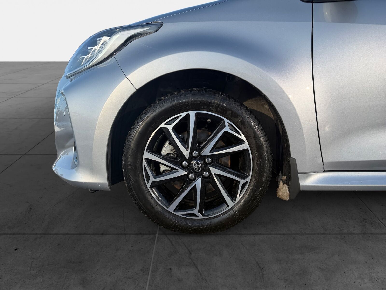 Billede af Toyota Yaris 1,5 Hybrid Style Technology 116HK 5d Trinl. Gear