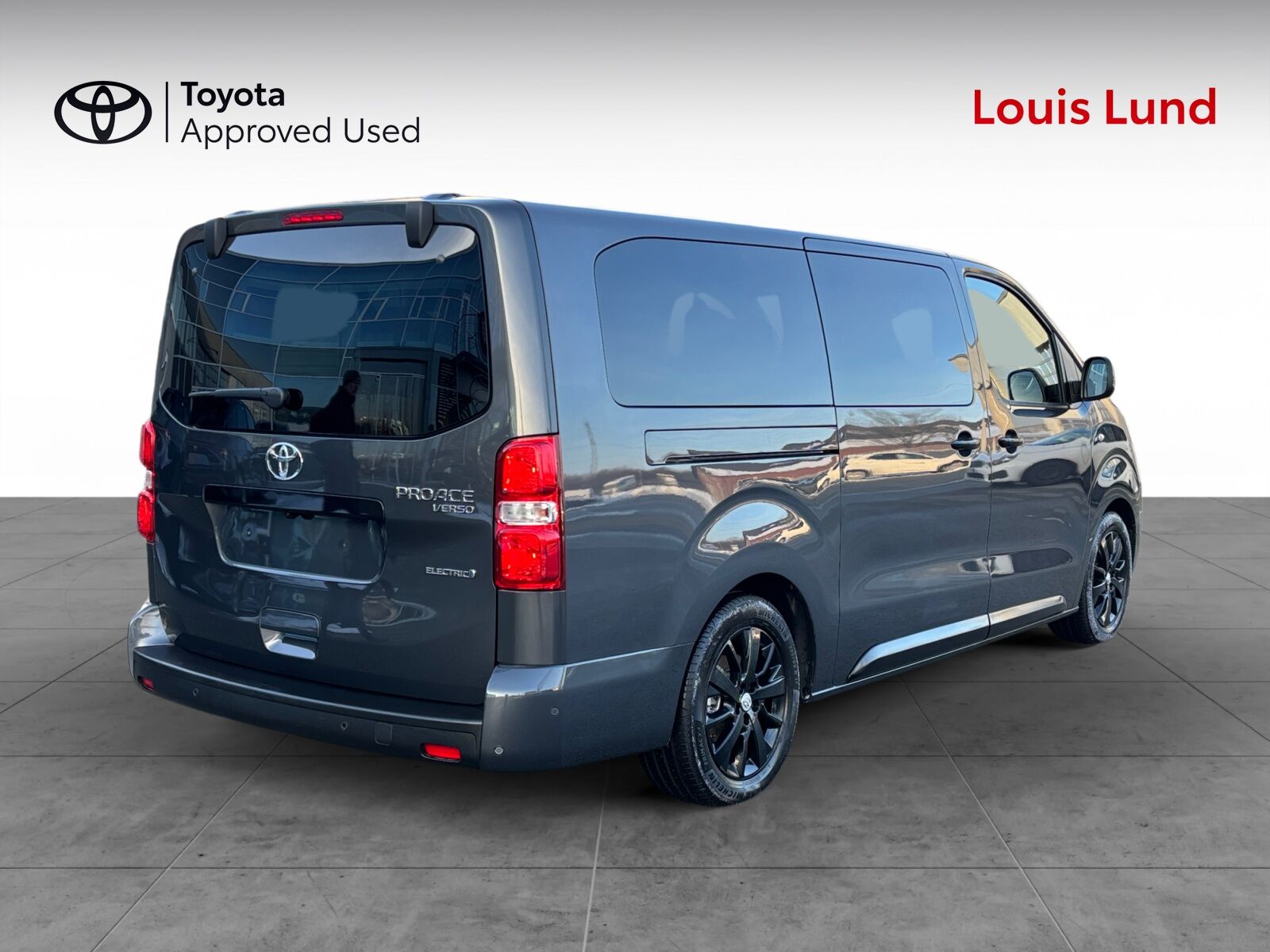 Billede af Toyota Proace Verso Electric Long EL Shuttle To skydedøre 136HK Aut.