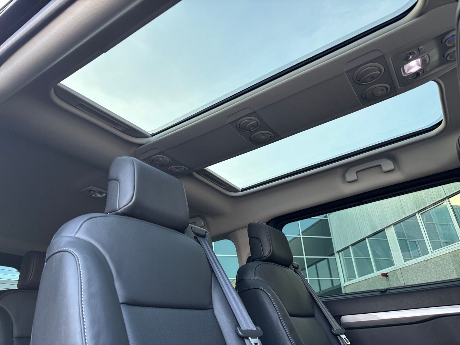 Billede af Toyota Proace Verso Electric Long EL Shuttle To skydedøre 136HK Aut.