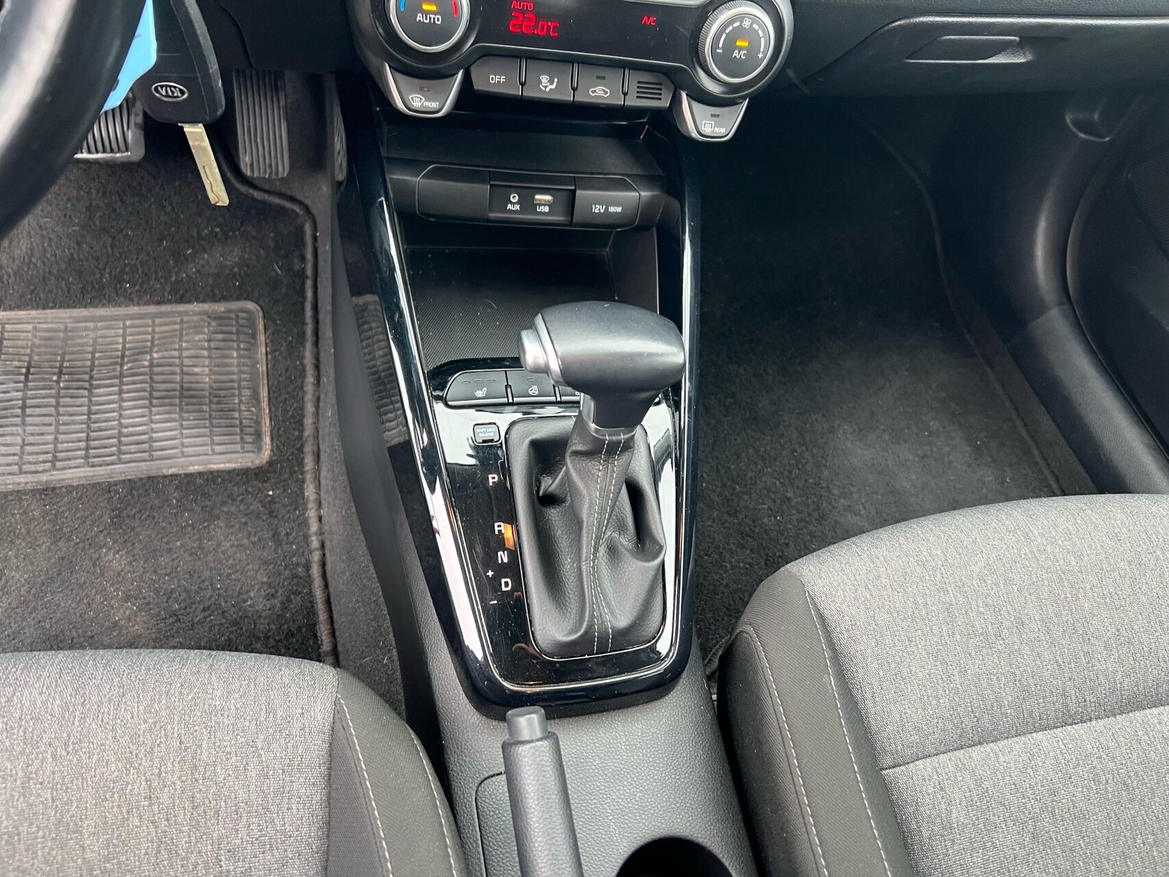 Billede af Kia Stonic 1,0 T-GDI Vision DCT 120HK 5d 7g Aut.