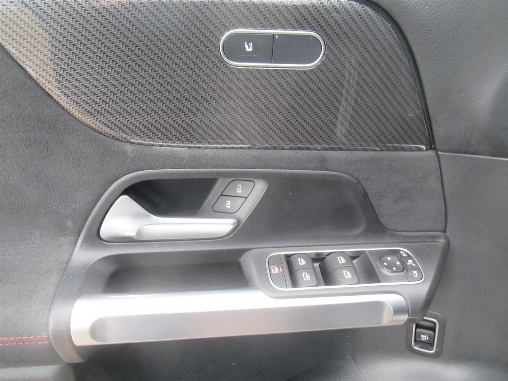 Billede af Mercedes-Benz GLB200 d 2,0 CDI AMG Line 8G-DCT 150HK 5d 8g Aut.