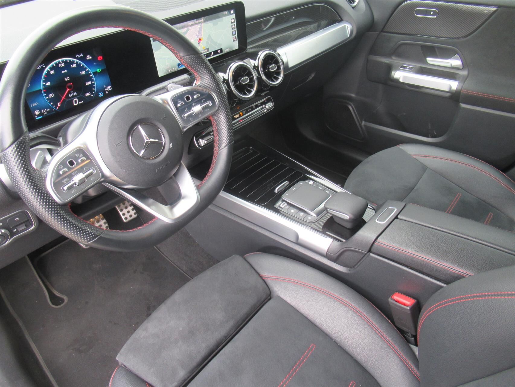 Billede af Mercedes-Benz GLB200 d 2,0 CDI AMG Line 8G-DCT 150HK 5d 8g Aut.