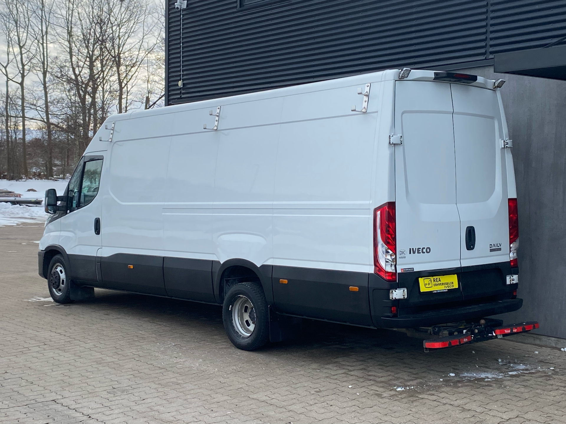 Billede af Iveco Daily 35C18 16m3 3,0 D Hi-Matic 180HK Van 8g Aut.