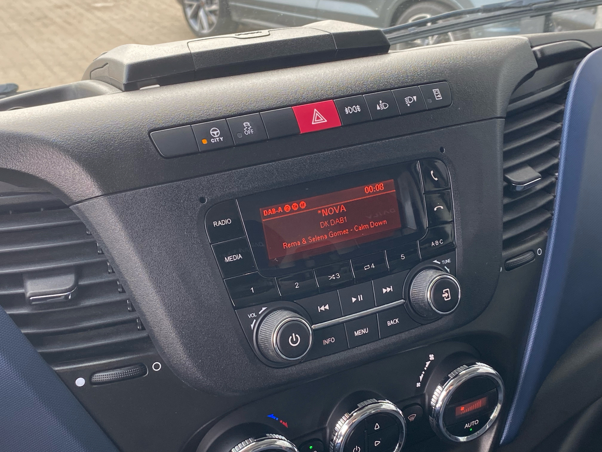 Billede af Iveco Daily 35C18 16m3 3,0 D Hi-Matic 180HK Van 8g Aut.