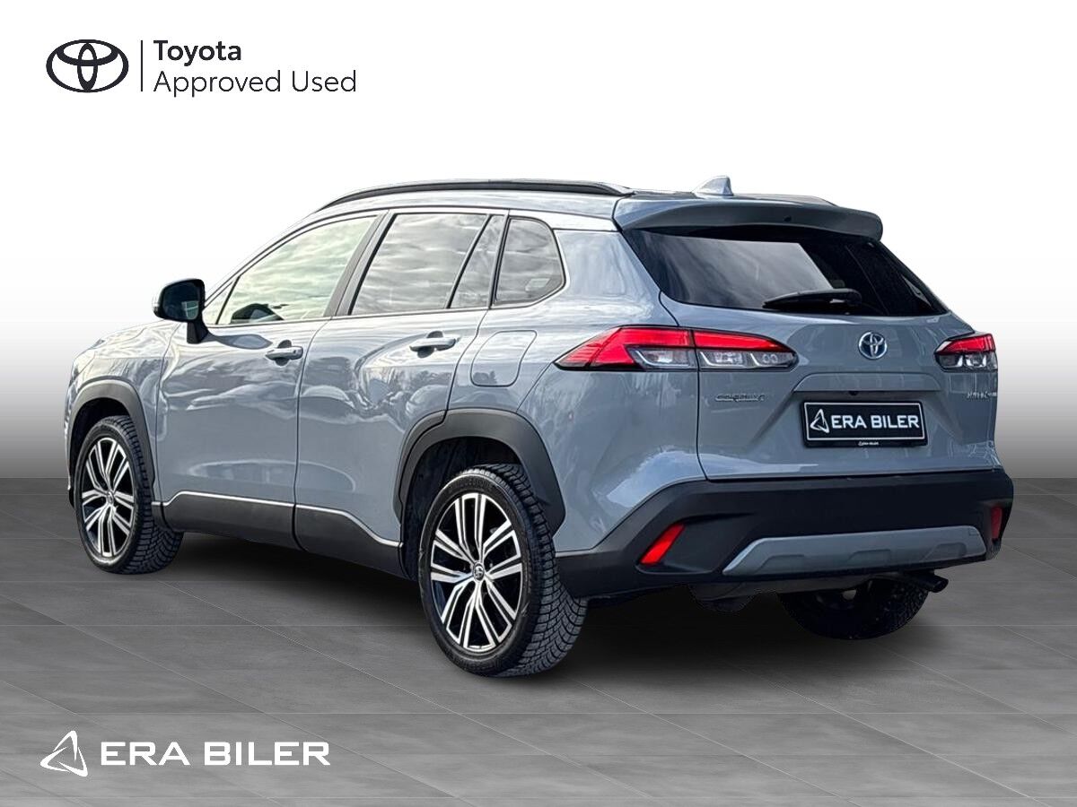 Billede af Toyota Corolla Cross 2,0 Hybrid Style E-CVT 197HK 5d Aut.