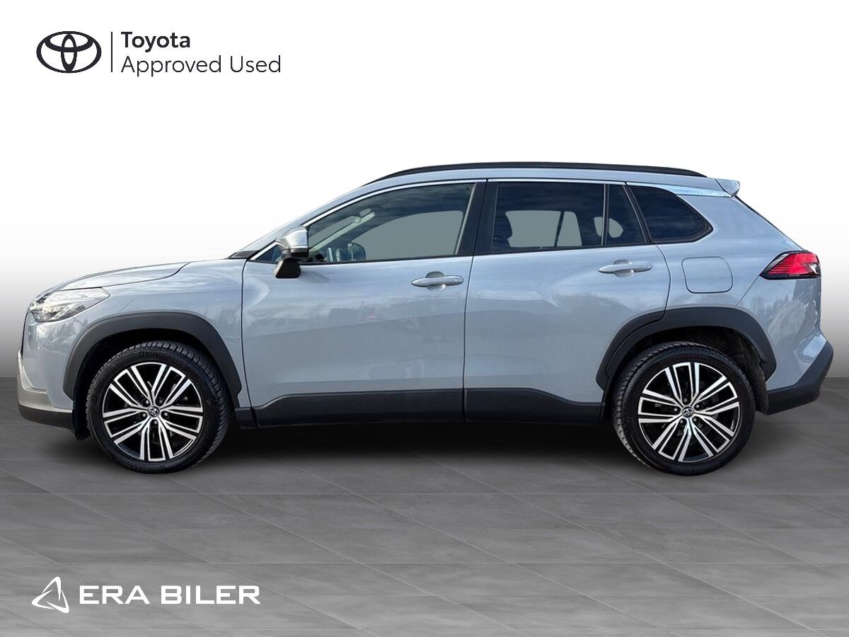 Billede af Toyota Corolla Cross 2,0 Hybrid Style E-CVT 197HK 5d Aut.