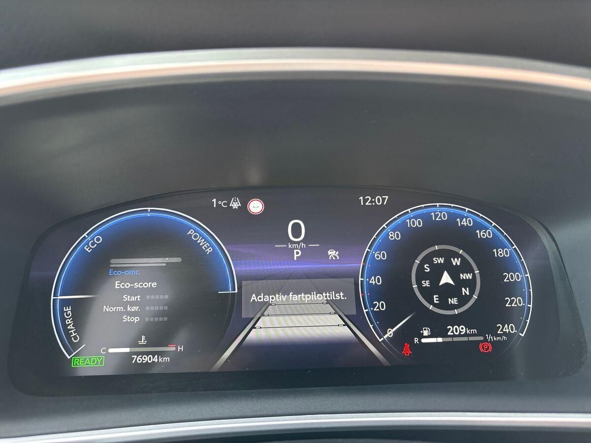 Billede af Toyota Corolla Cross 2,0 Hybrid Style E-CVT 197HK 5d Aut.