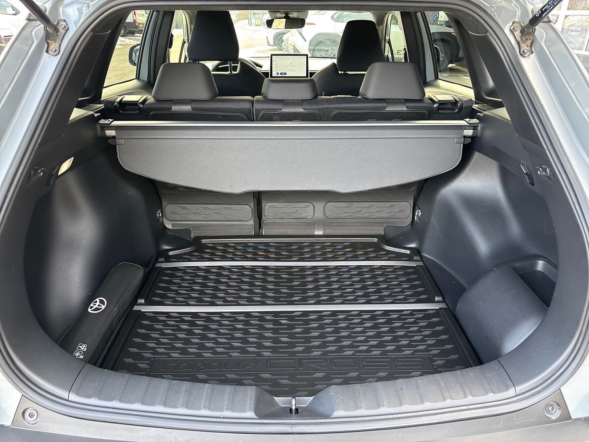 Billede af Toyota Corolla Cross 2,0 Hybrid Style E-CVT 197HK 5d Aut.