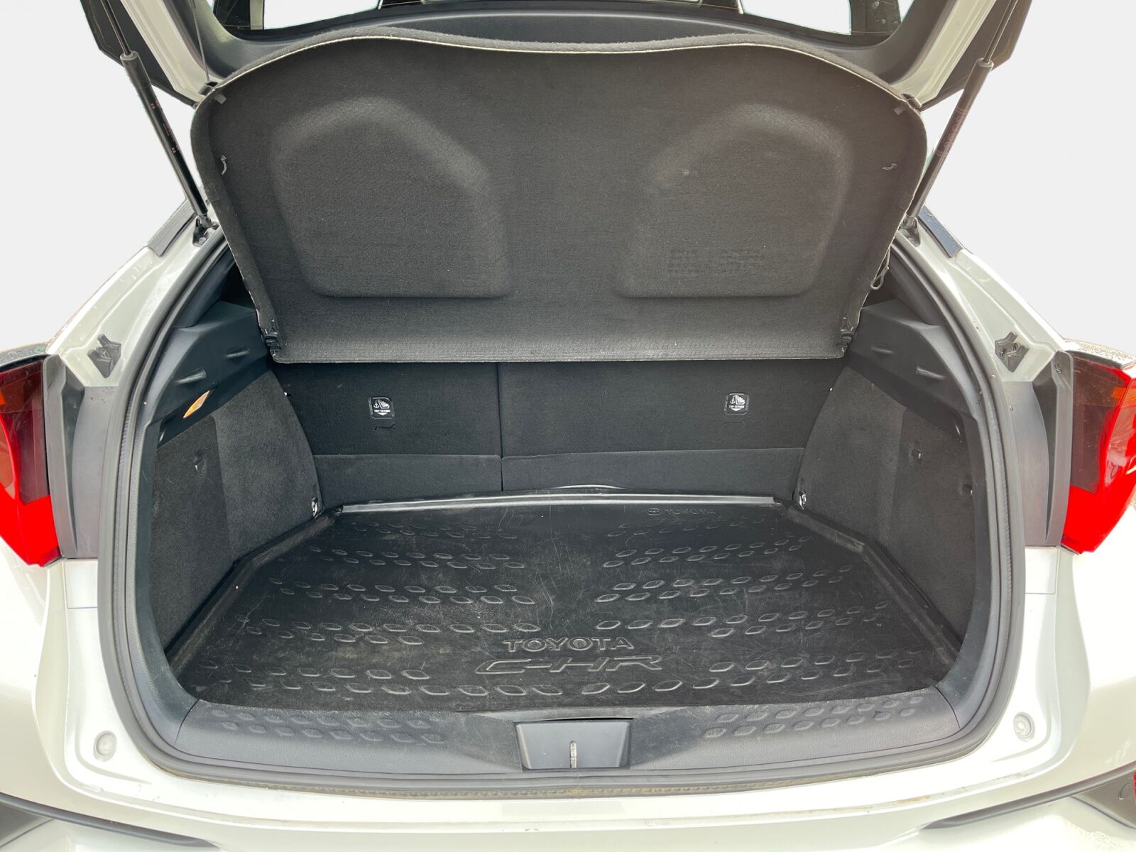 Billede af Toyota C-HR 2,0 Hybrid C-HIC Multidrive S 184HK 5d Aut.