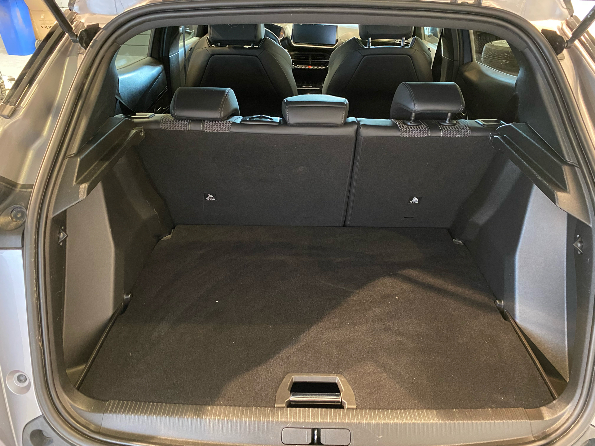 Billede af Peugeot e-2008 EL GT Prime+ 136HK 5d Aut.