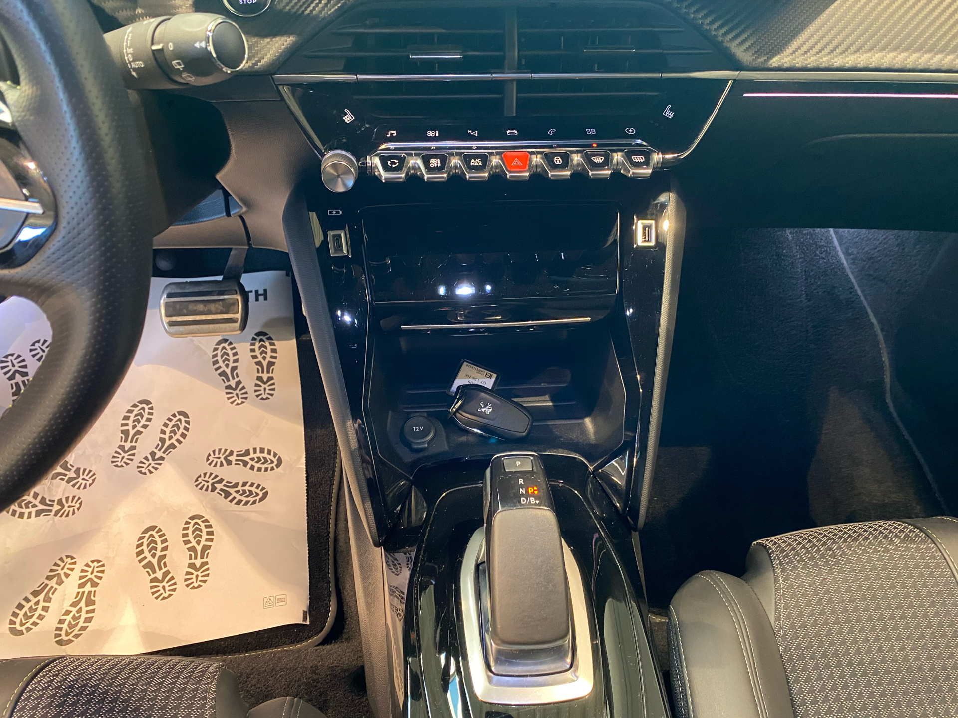 Billede af Peugeot e-2008 EL GT Prime+ 136HK 5d Aut.