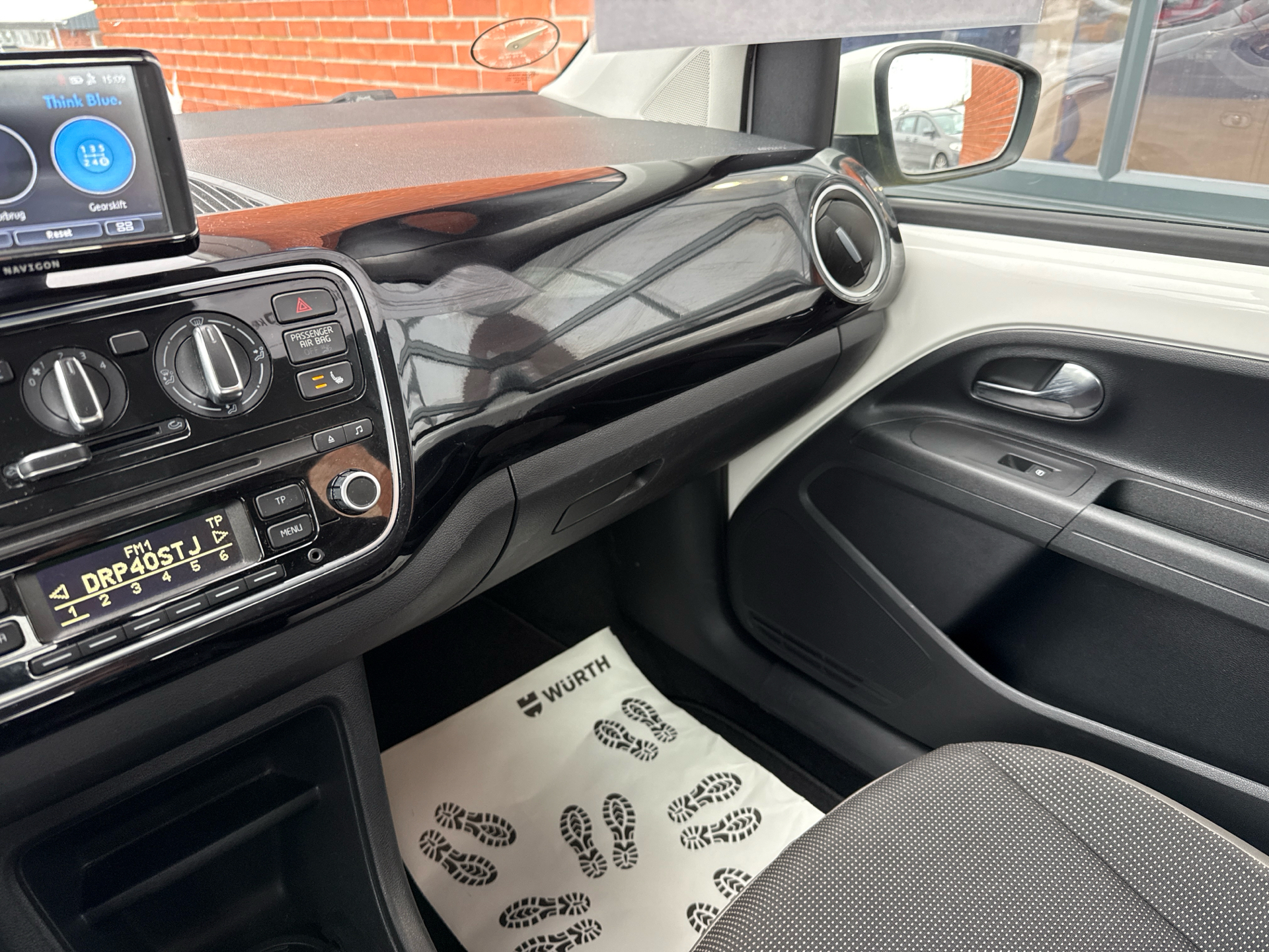 Billede af VW up 1,0 MPI BMT High 75HK 5d