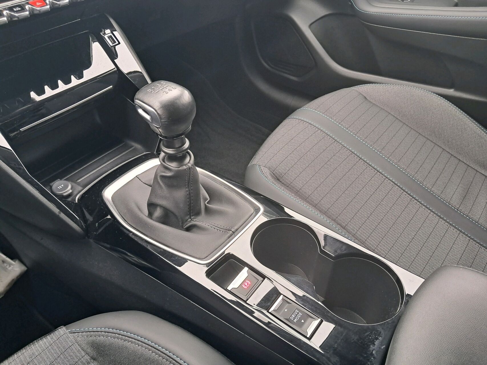 Billede af Peugeot 208 1,2 PureTech Evolution 100HK 5d