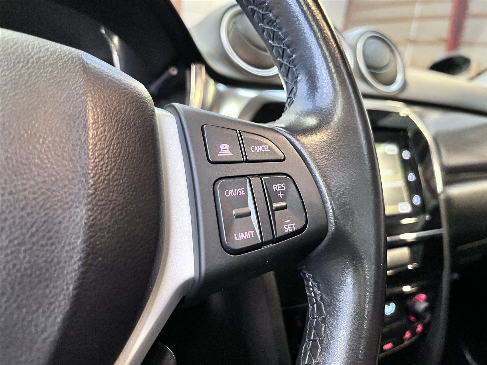 Billede af Suzuki Vitara 1,4 Boosterjet  Mild hybrid Adventure 129HK 5d 6g Aut.