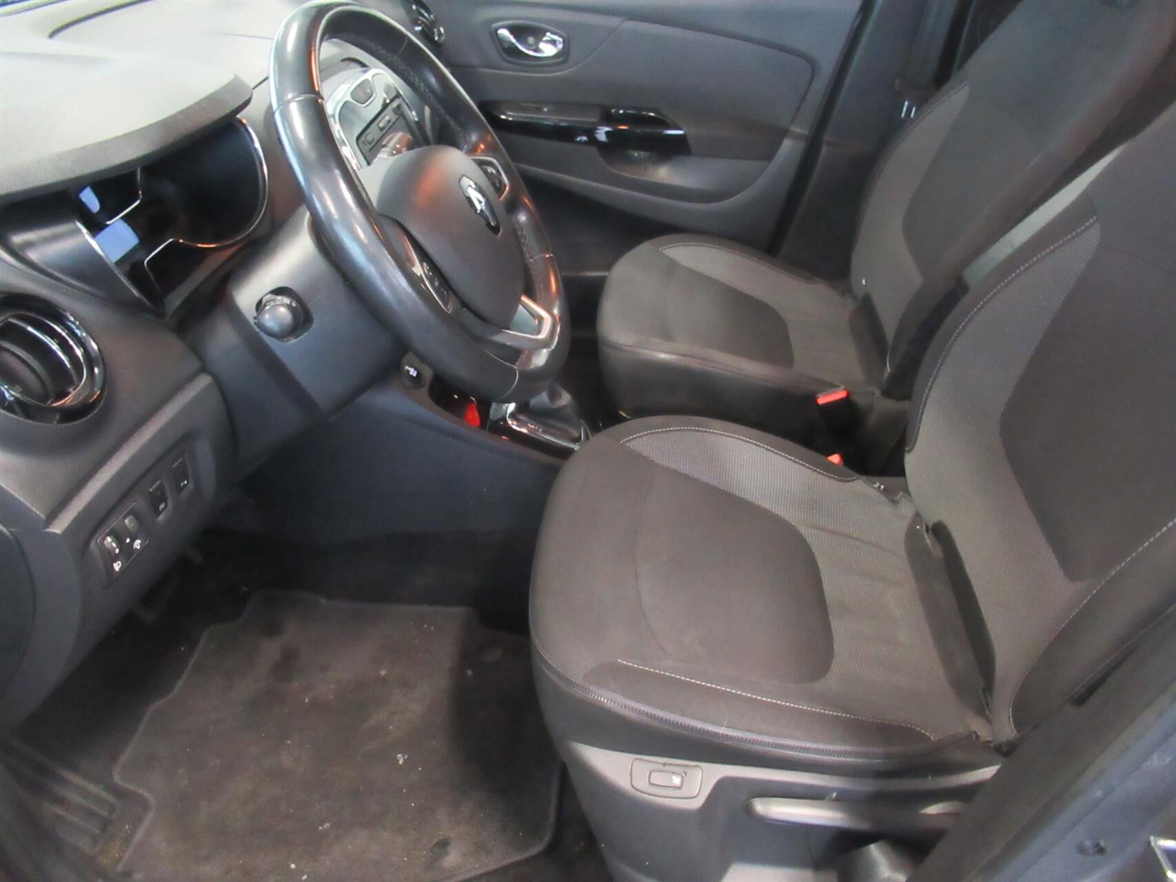 Billede af Renault Captur 1,2 TCE Dynamique EDC 120HK 5d 6g Aut.