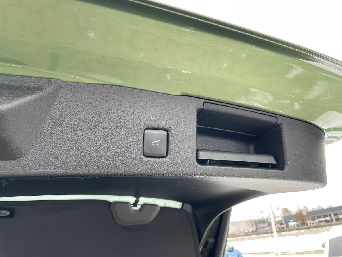 Billede af Ford Kuga 2,5 Plugin-hybrid Active X CVT 243HK 5d Aut.