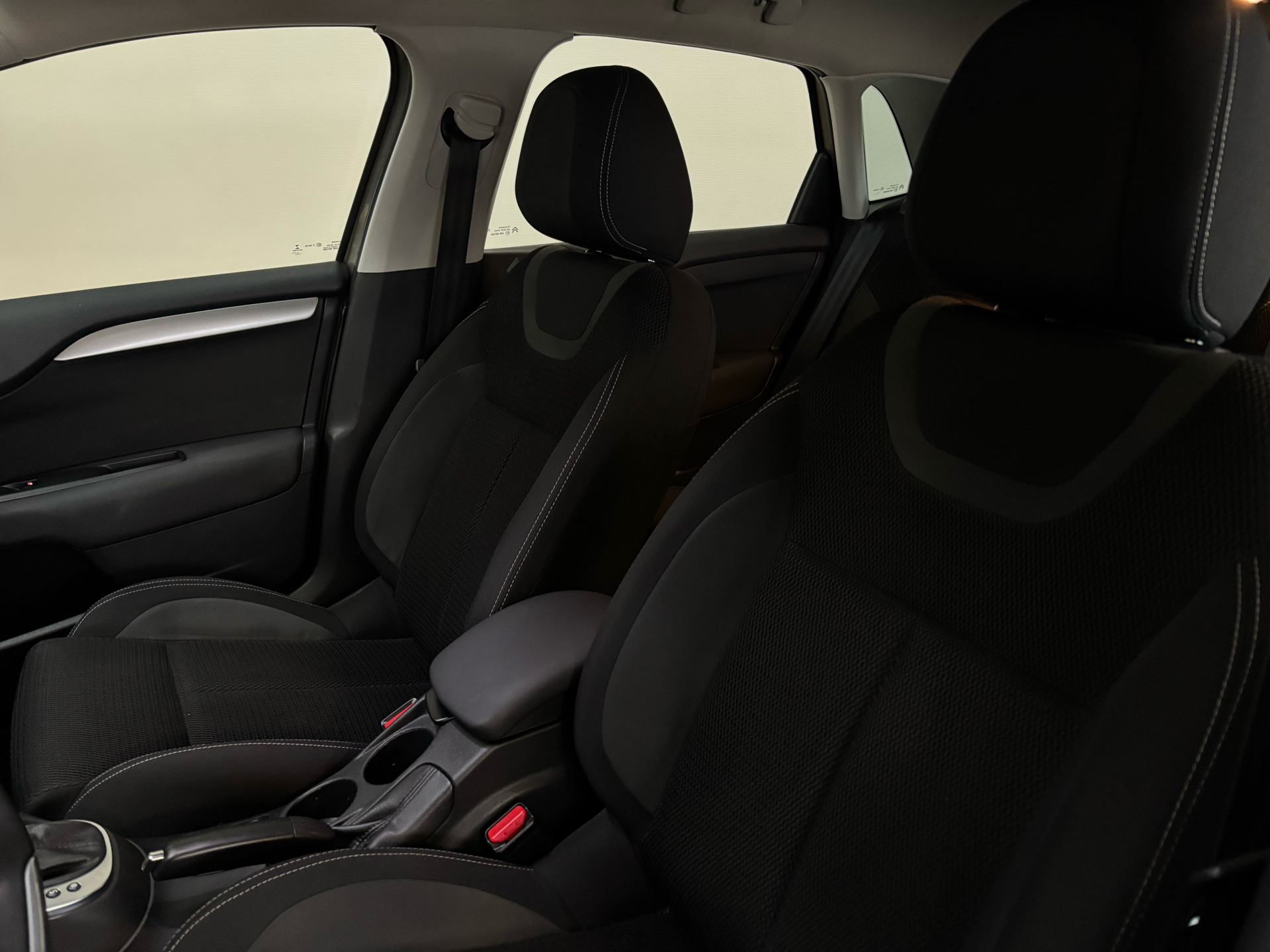 Billede af Citroën C4 1,6 Blue HDi Iconic EAT6 start/stop 120HK 5d 6g Aut.