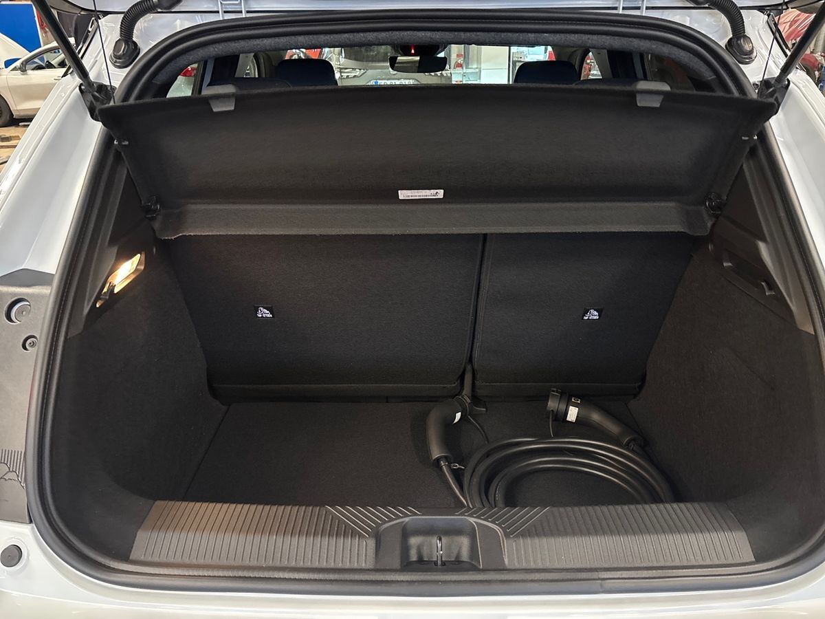 Billede af Nissan Micra EL Evolve 52kWh 150HK 5d Aut.