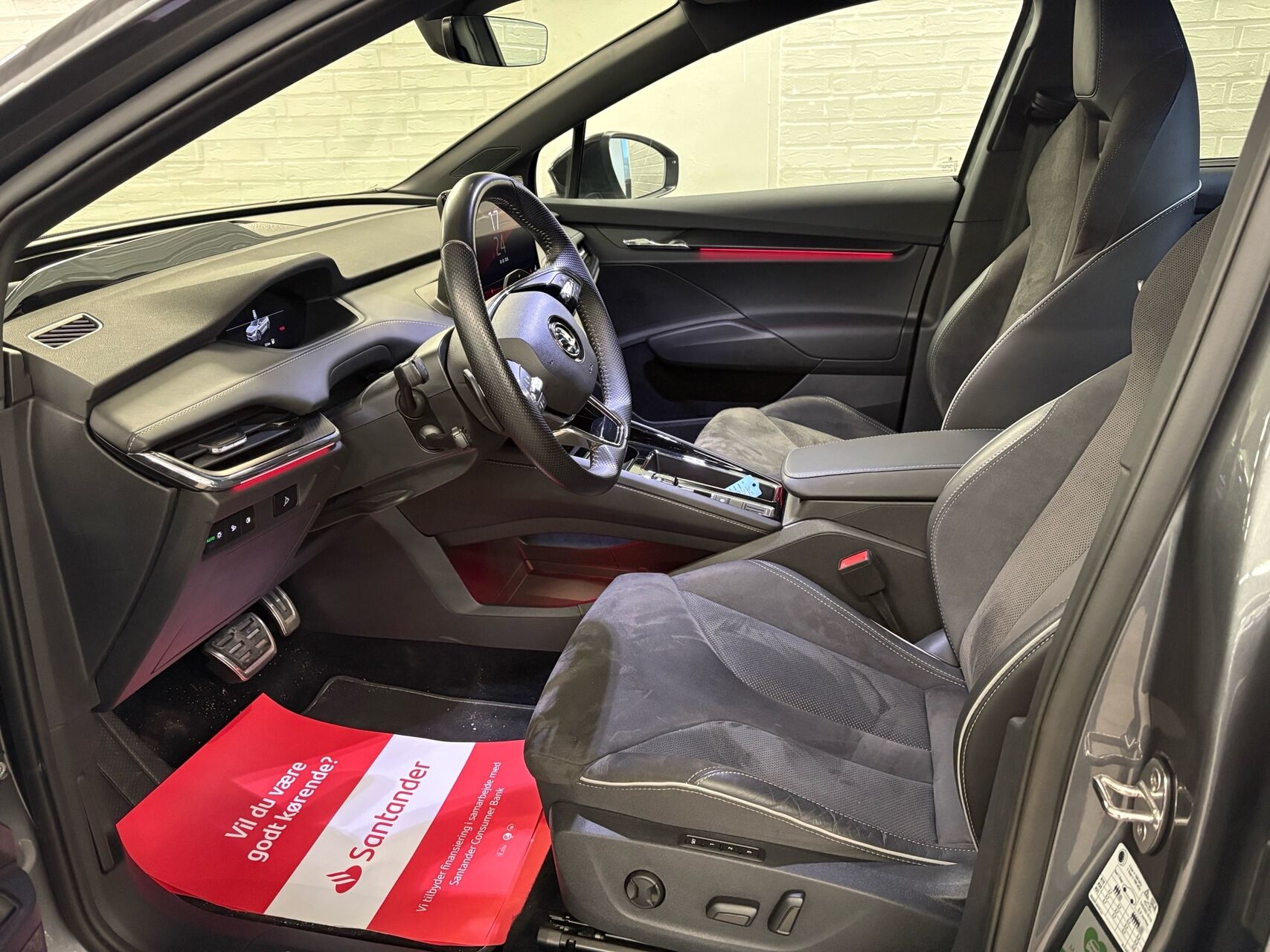 Billede af Skoda Enyaq 80X iV Sportline 4x4 265HK 5d Aut.