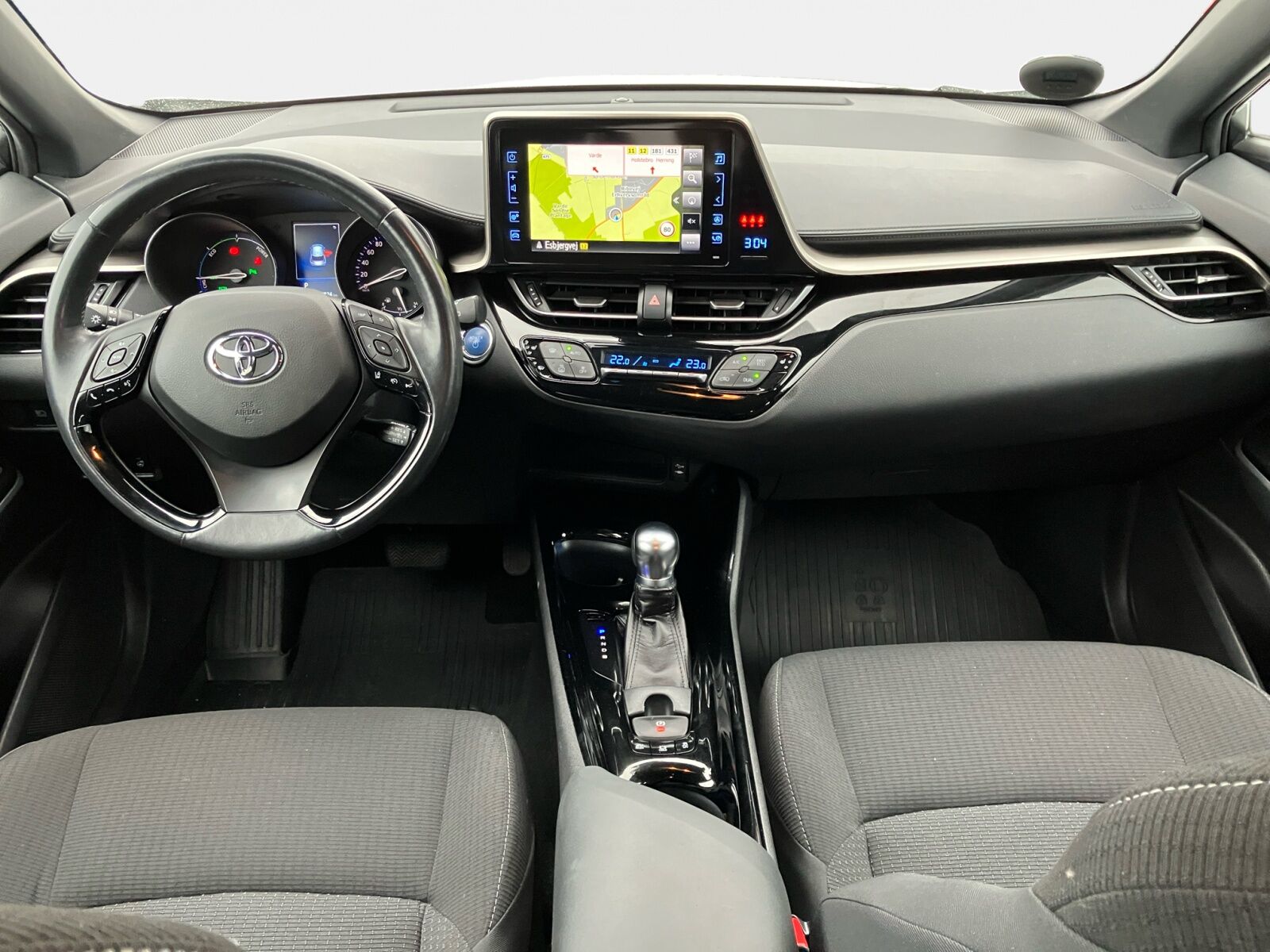 Billede af Toyota C-HR 1,8 Hybrid Premium Selected Bi-tone Multidrive S 122HK 5d Aut.