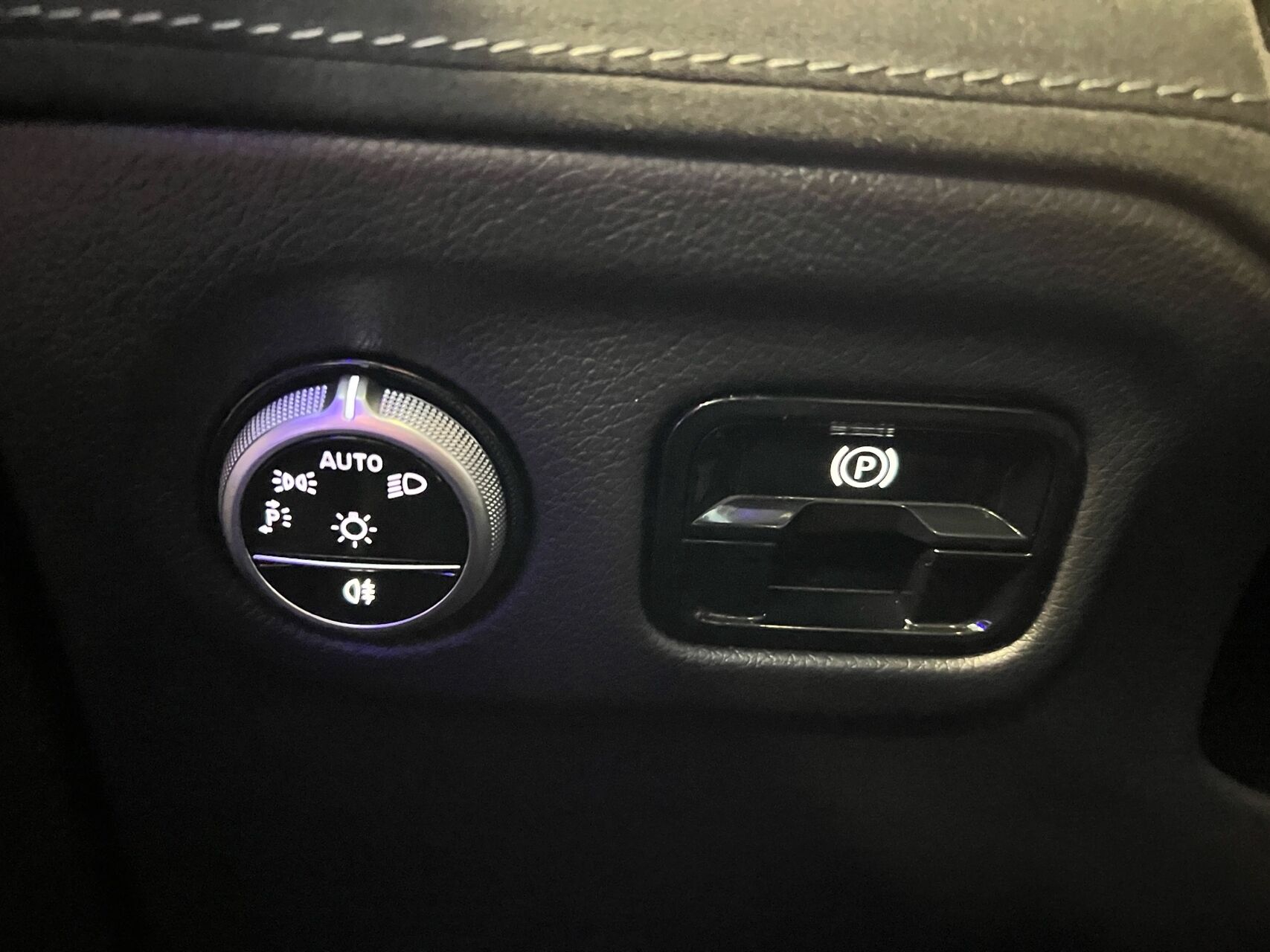 Billede af Mercedes-Benz EQE 350 EL AMG Premium Plus 4Matic 292HK 5d Aut.