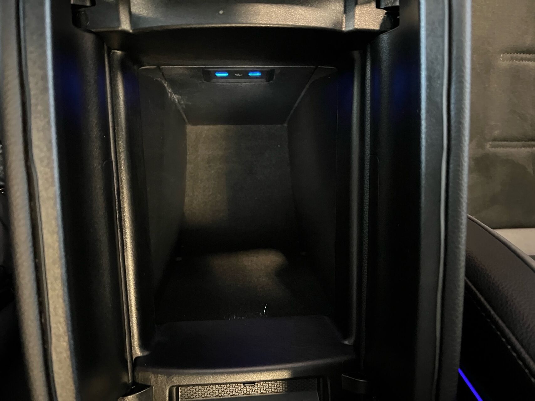 Billede af Mercedes-Benz EQE 350 EL AMG Premium Plus 4Matic 292HK 5d Aut.