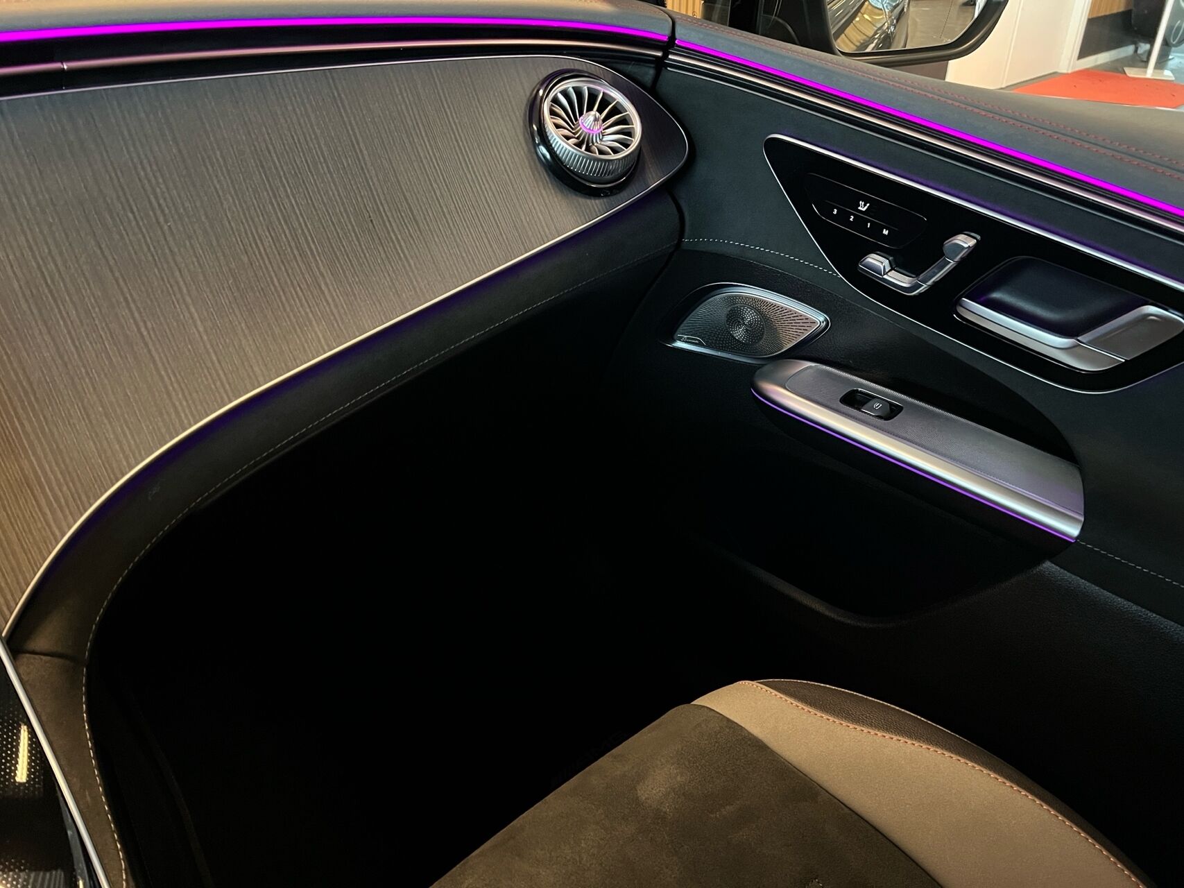 Billede af Mercedes-Benz EQE 350 EL AMG Premium Plus 4Matic 292HK 5d Aut.