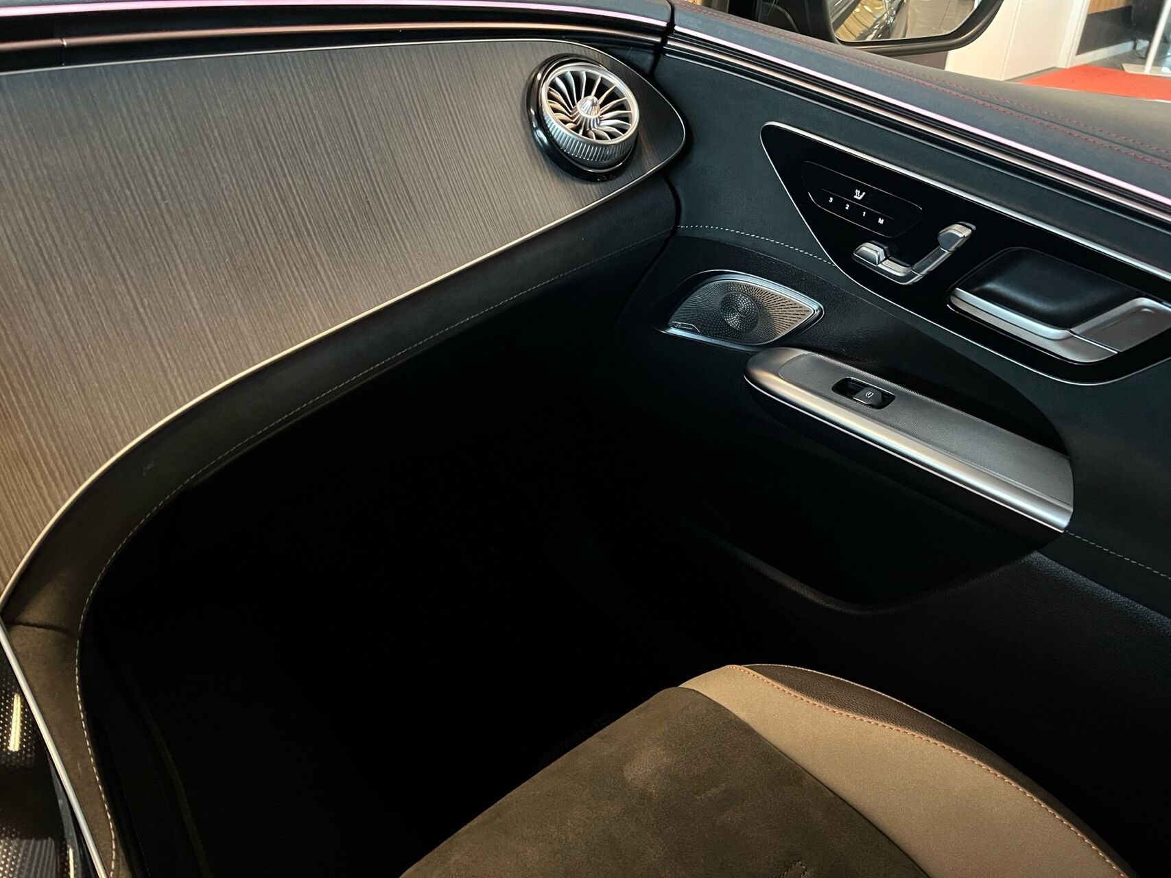 Billede af Mercedes-Benz EQE 350 EL AMG Premium Plus 4Matic 292HK 5d Aut.