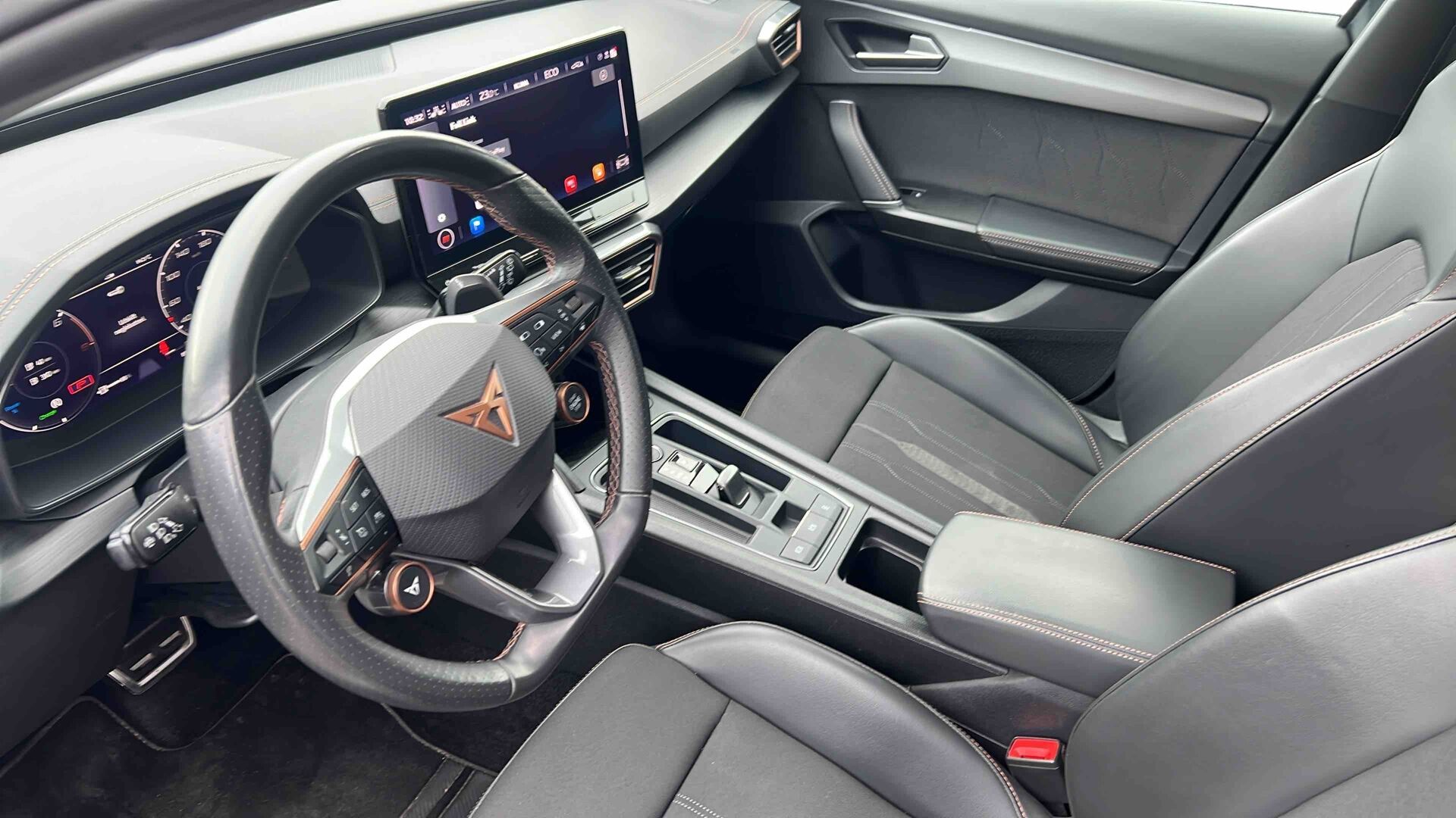 Billede af Cupra Formentor 1,4 TSI  Plugin-hybrid VZ DSG 245HK 5d 6g Aut.