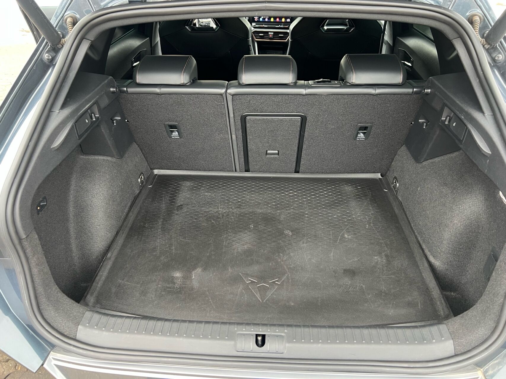 Billede af Cupra Formentor 1,4 TSI  Plugin-hybrid VZ DSG 245HK 5d 6g Aut.