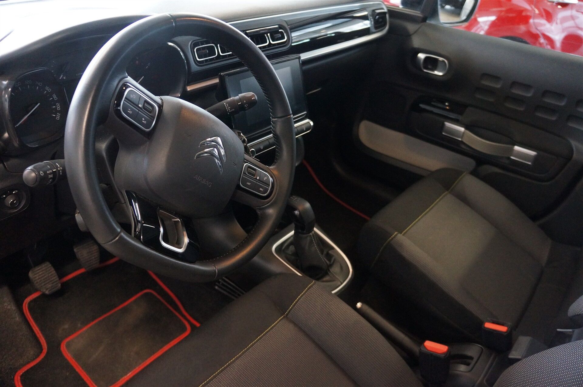 Billede af Citroën C3 1,2 PureTech Triumph 82HK 5d