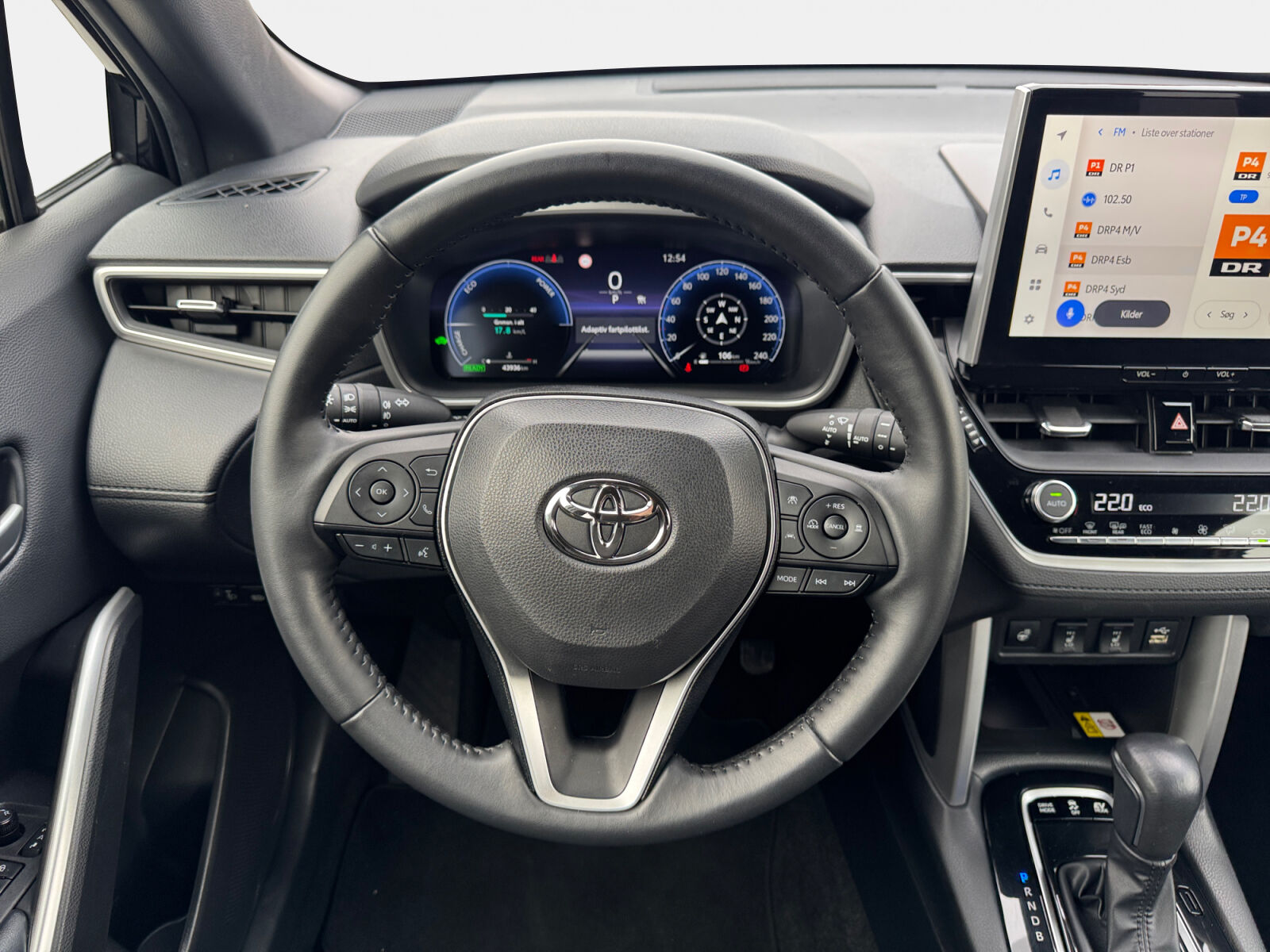 Billede af Toyota Corolla Cross 2,0 Hybrid Style Comfort E-CVT 197HK 5d Aut.