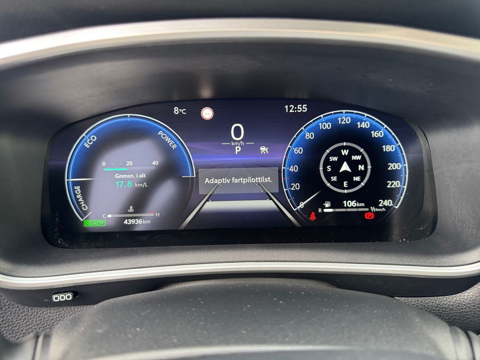 Billede af Toyota Corolla Cross 2,0 Hybrid Style Comfort E-CVT 197HK 5d Aut.