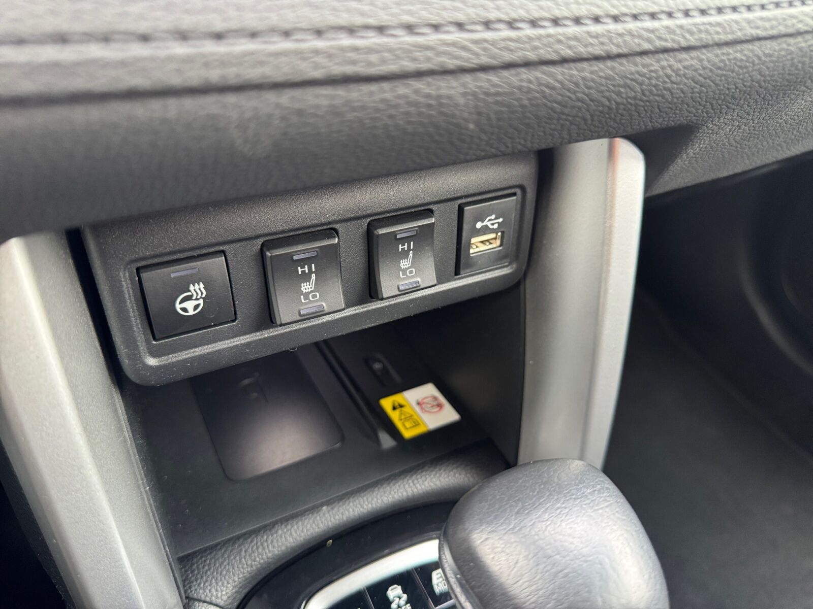 Billede af Toyota Corolla Cross 2,0 Hybrid Style Comfort E-CVT 197HK 5d Aut.