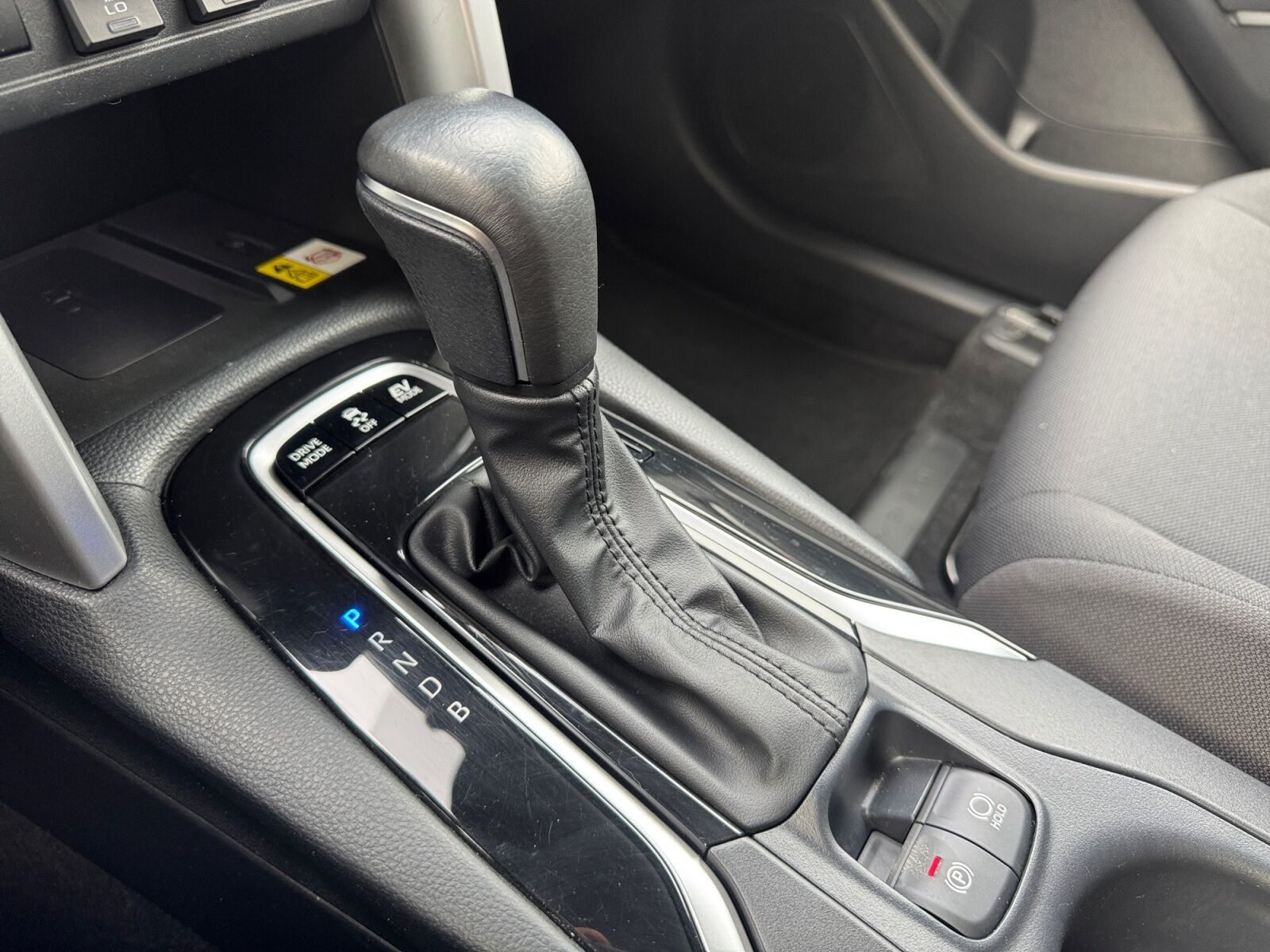 Billede af Toyota Corolla Cross 2,0 Hybrid Style Comfort E-CVT 197HK 5d Aut.