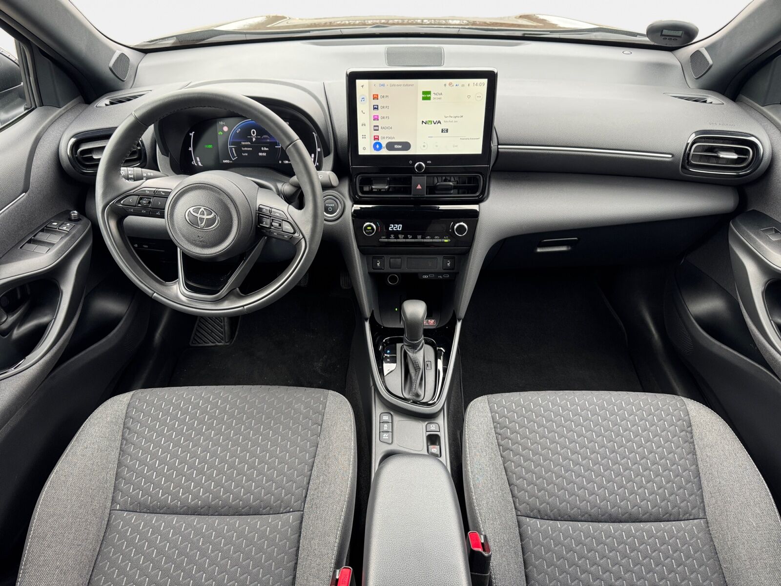 Billede af Toyota Yaris Cross 1,5 Hybrid Style Comfort 116HK 5d Trinl. Gear