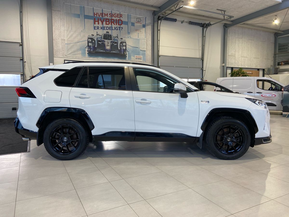 Billede af Toyota RAV4 Plug-in 2,5 Plugin-hybrid H3 Premium AWD 306HK 5d 6g Aut.