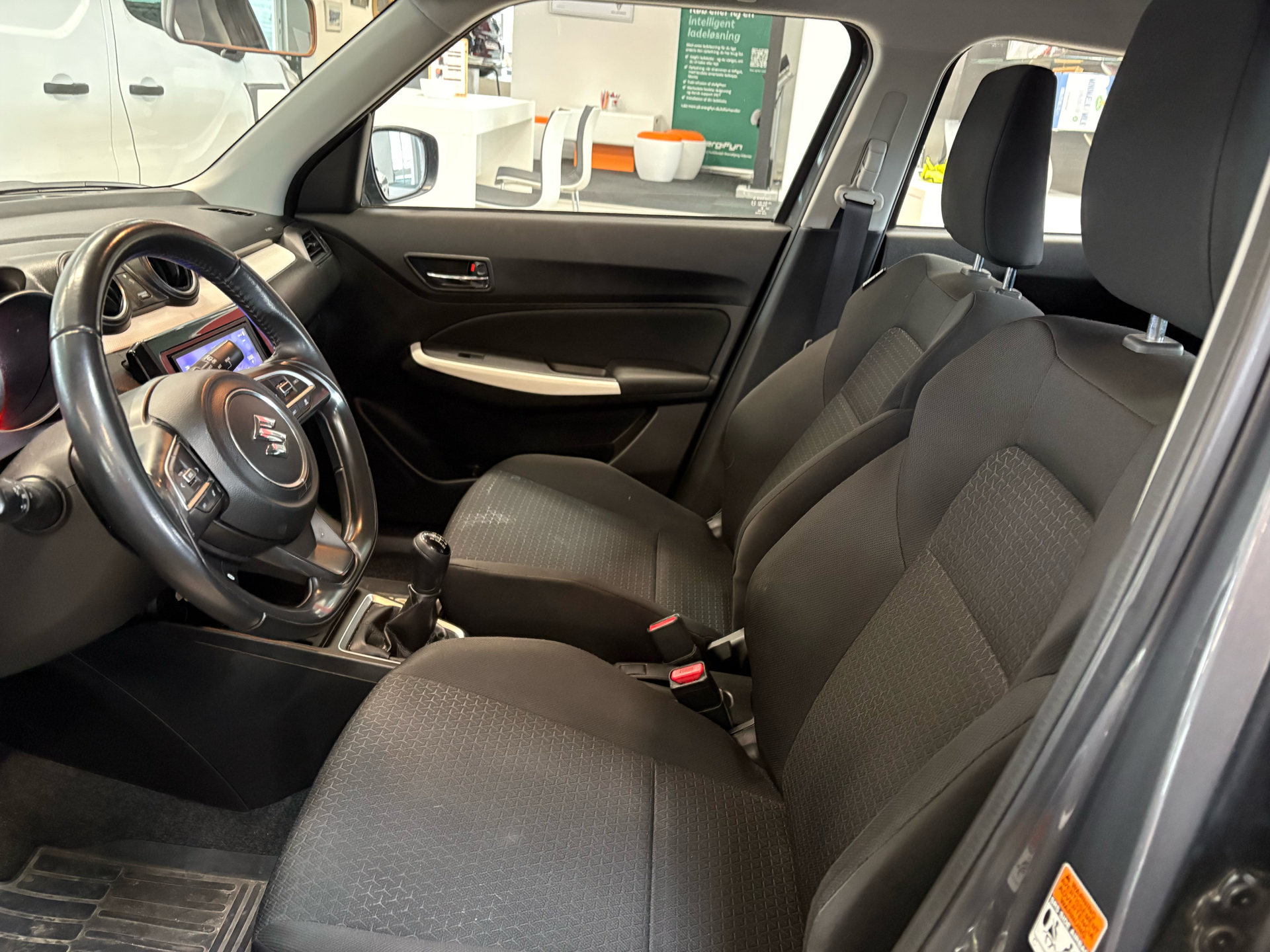 Billede af Suzuki Swift 1,2 Dualjet  Mild hybrid Club SKY 83HK 5d