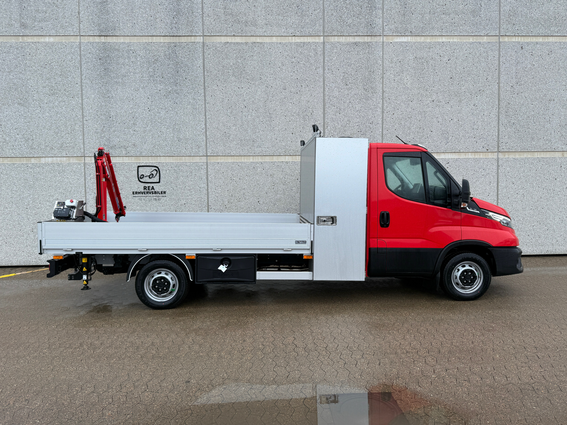 Billede af Iveco Daily 35S18 4100mm 3,0 D 180HK Ladv./Chas. 8g Aut.
