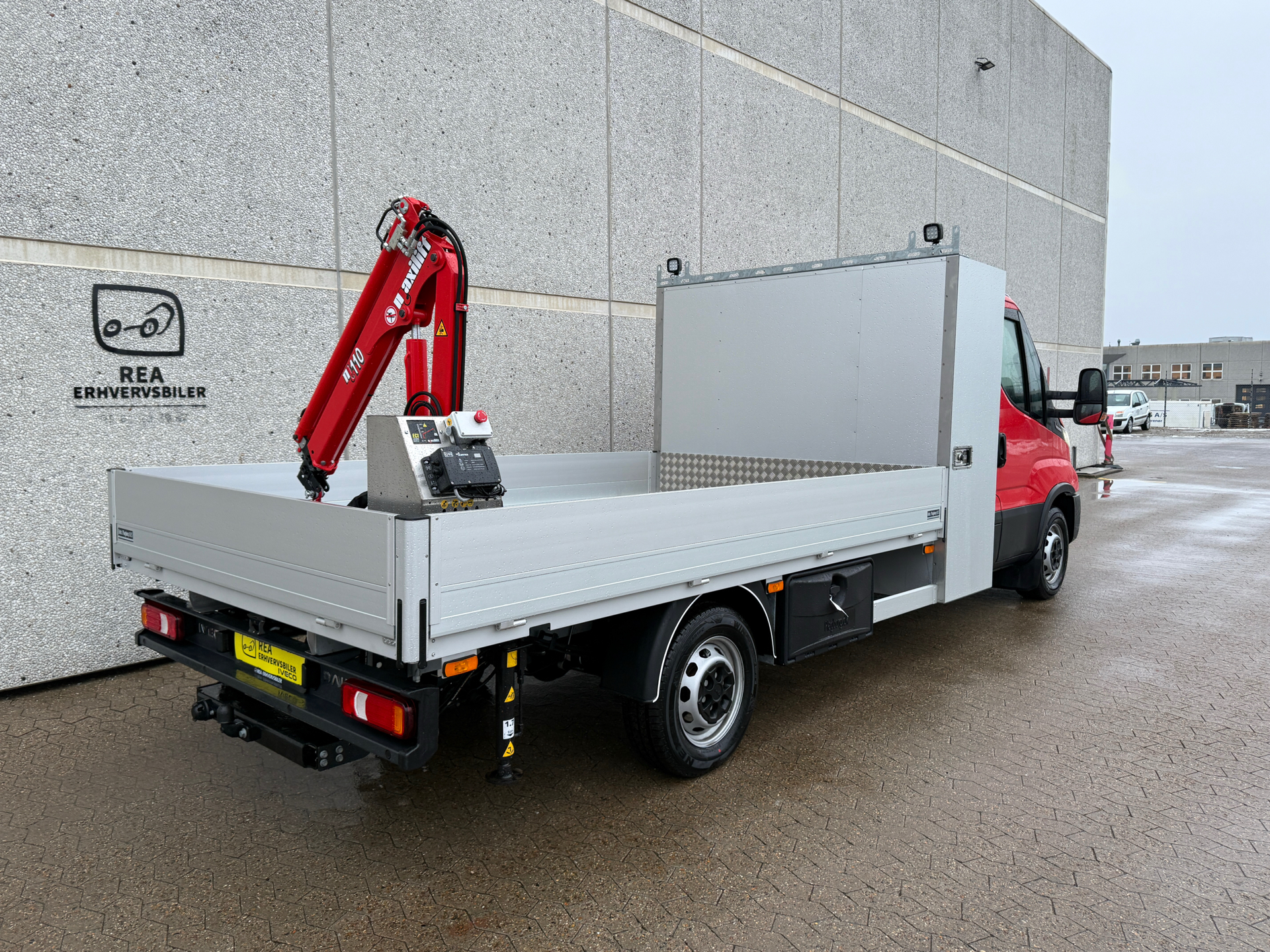 Billede af Iveco Daily 35S18 4100mm 3,0 D 180HK Ladv./Chas. 8g Aut.