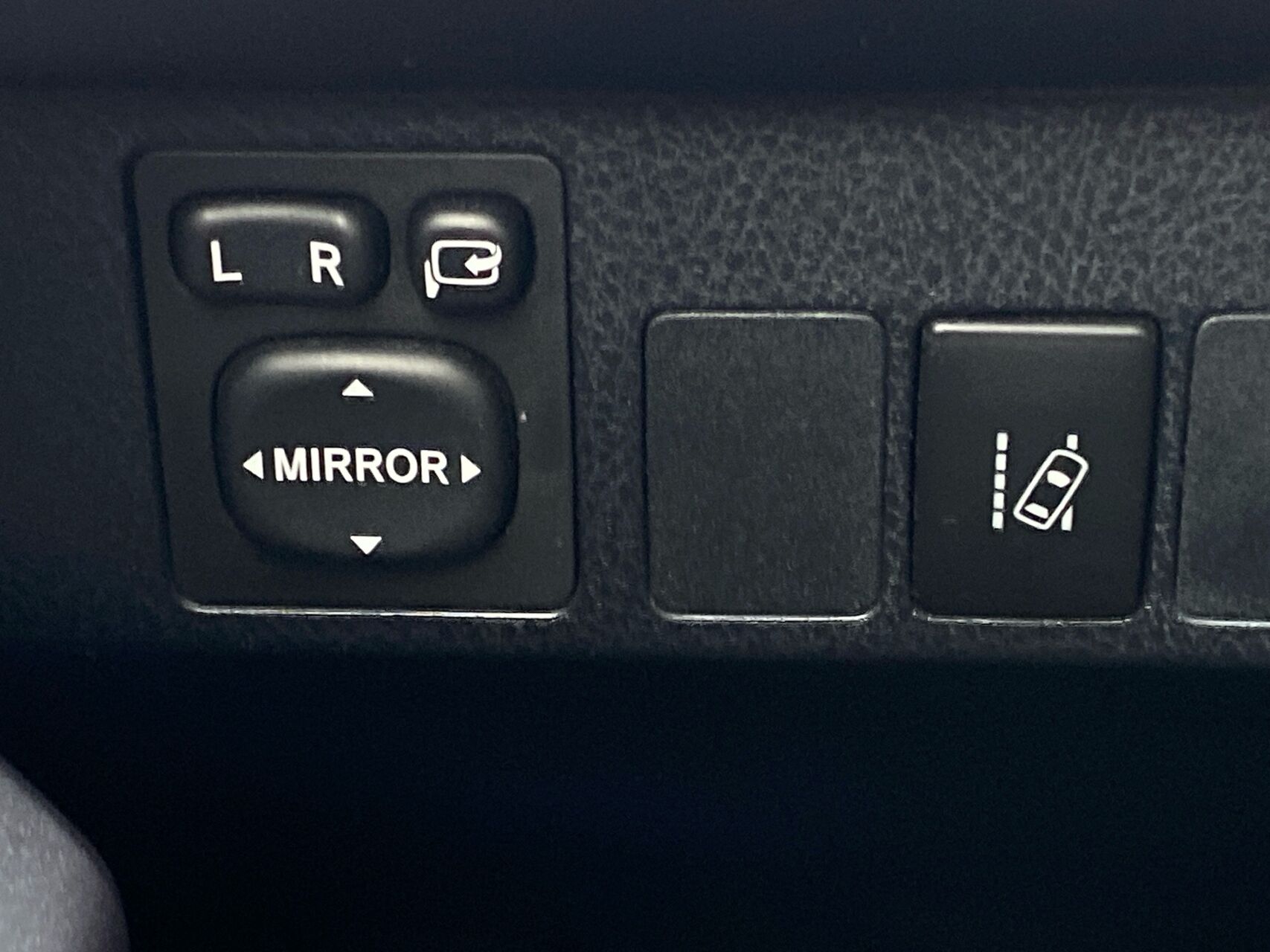 Billede af Toyota RAV4 2,0 D-4D T3 Safety Sense 4x2 143HK 5d 6g