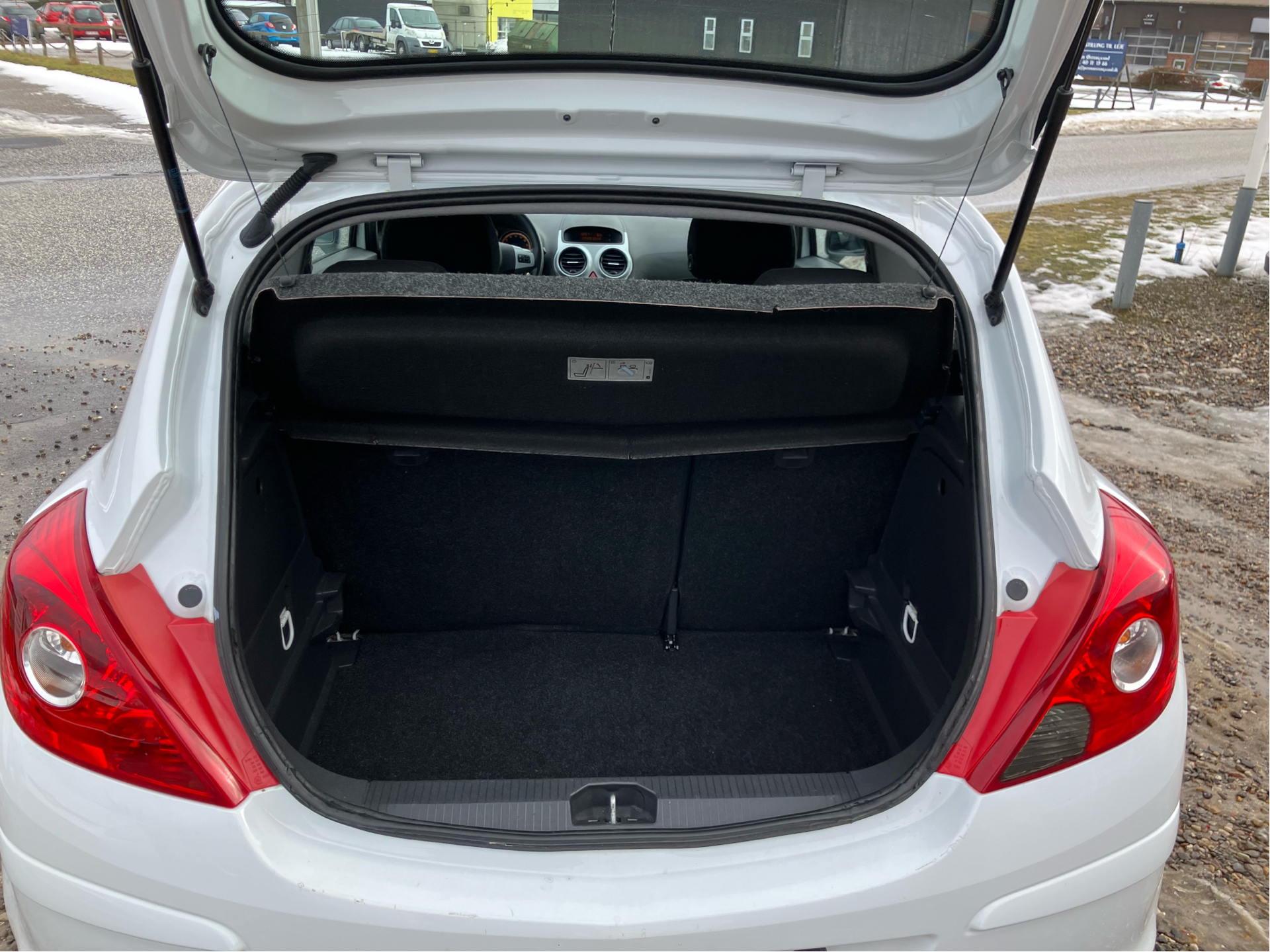 Billede af Opel Corsa 1,2 Twinport Essentia Easytronic 85HK 3d Aut.